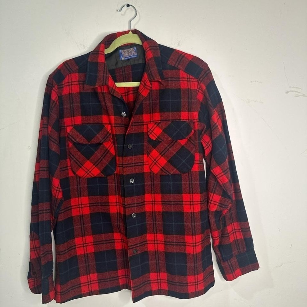 Vintage Pendleton Red and black plaid 100% wool flannel shirt MEDIUM - Picture 6 of 8